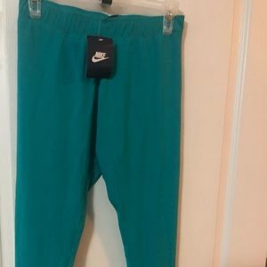 Nike leggings